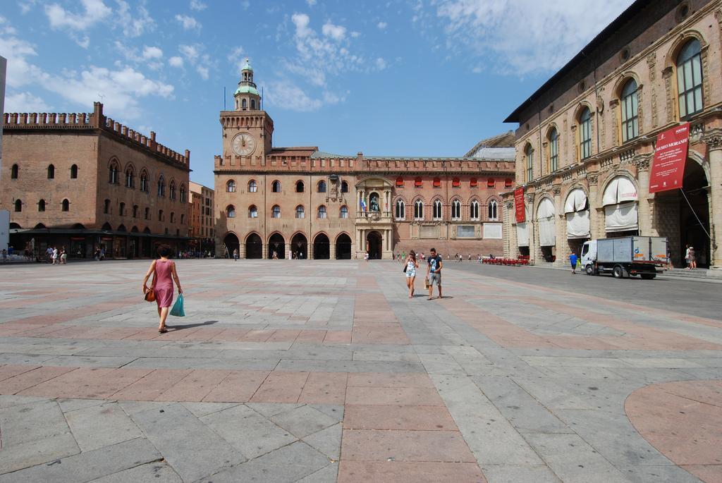 Ur-Nest Piazza Maggiore Bologna Phòng bức ảnh